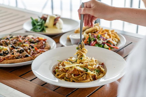 Capella Hotel Motel - Tourism Search 1