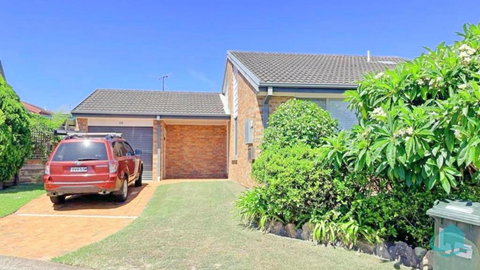 Caves Seascape Villa - Stroll To Shops And Beach - Tourism Search 2