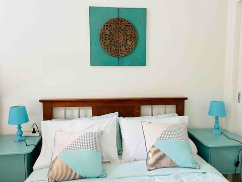 D121 Fabulous Marsh Stay - Tourism Search 0