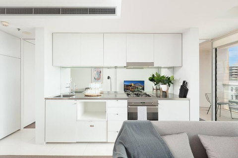 DH707 - 1 Bedroom Unit Victoria St - Darlinghurst - Tourism Search 2