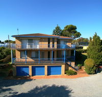 3 Bay Lane - Tourism Search