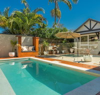 3 Little Pigs Holiday Home - Tourism Search