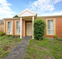 6 CAN STAY CENTRAL GLEN WAVERLEY - Tourism Search