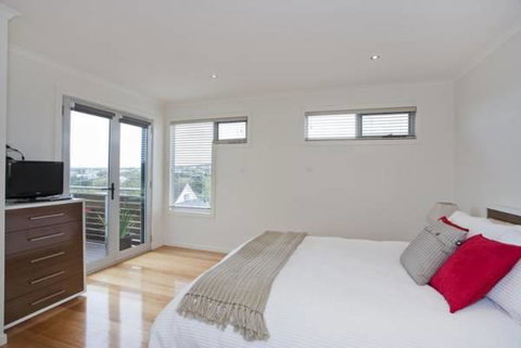 A Beautiful Beach House Torquay - Tourism Search 2