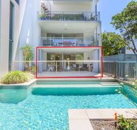 A Deluxe Swim Up - Drift Apartments South - Tourism Search