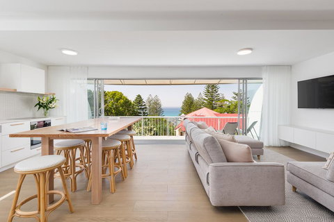 A Ray Of Sunshine - Tourism Search 1