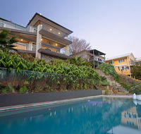 Absolute Waterfront Lakehouse Fishing Point Waterfront Pool Jetty - Tourism Search