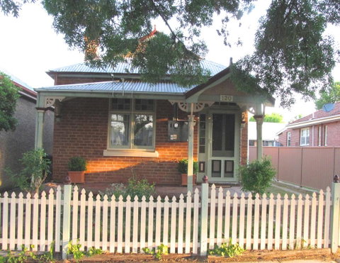 Acacia Cottage On Peel, Bathurst - Tourism Search 0