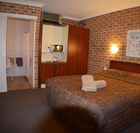 Acacia Motor Inn - Tourism Search