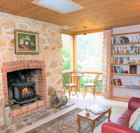 Adelaide Hills 'Camellia Cottage' - WiFi - Tourism Search