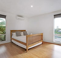 Adelaide Holiday Homes - Tourism Search