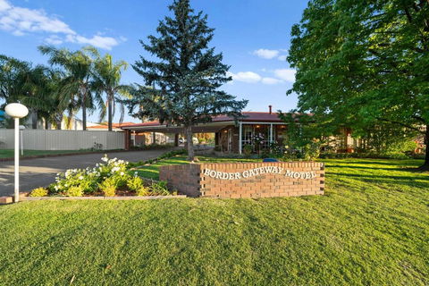 Econo Lodge Border Gateway Wodonga - Tourism Search 0