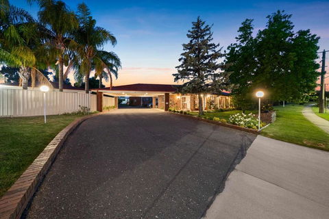 Econo Lodge Border Gateway Wodonga - Tourism Search 4