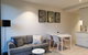 EQ Tower Modern Apartments Melbourne Central CBD - thumb 2