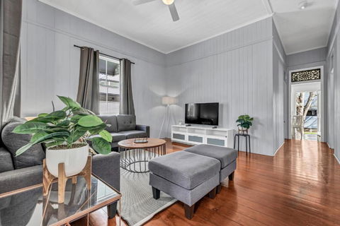 Gabba Central House 3BR2Bath Pets - Tourism Search 2