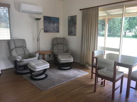 Glen Waverly Farmstay - Tourism Search 2