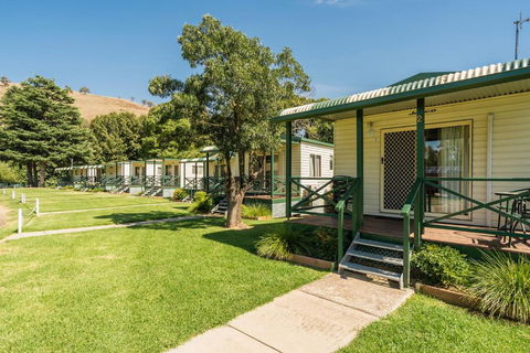 Gundagai Cabins & Tourist Park - Tourism Search 3