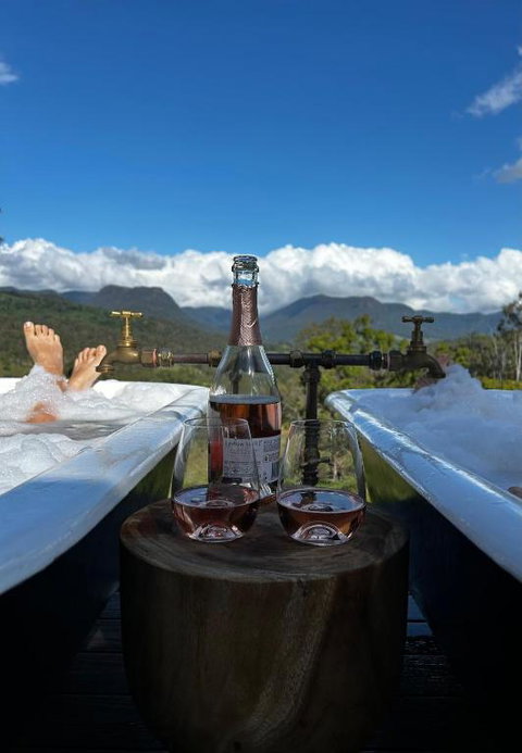 Hilltop Haven Darlington - Tourism Search 0