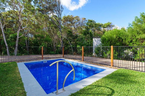 Ibis 9 House - Tourism Search 2