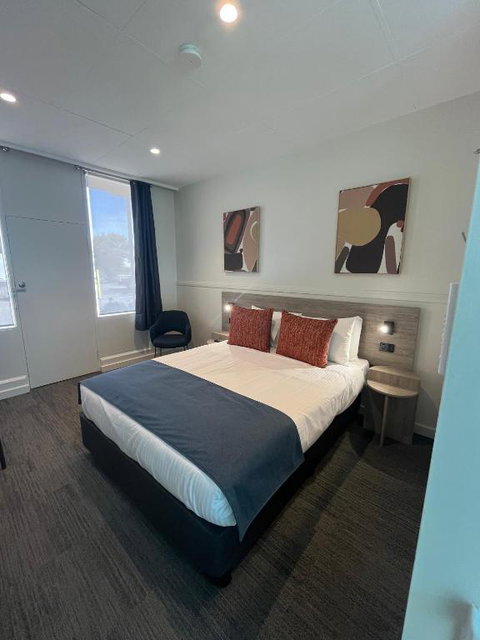 International Hotel Motel - Tourism Search 0