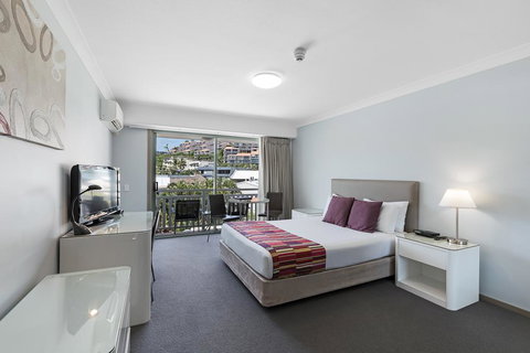 Airlie Beach Hotel - Tourism Search 3