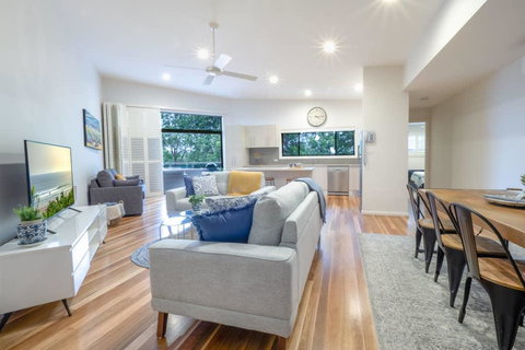 Ait Shona - Happy Place. Apt 10 Haven On The Park - Tourism Search 0