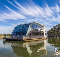 All Seasons Houseboats