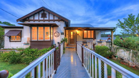 Andavine House - Bed & Breakfast - Tourism Search 1