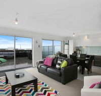APOLLO 13 PENTHOUSE - free wifi  huge terrace - Tourism Search