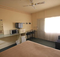 Aromet Motor Inn