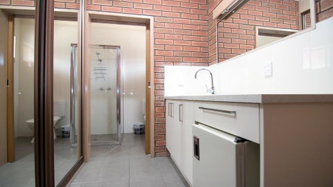 Ashleigh Court Motor Inn - Tourism Search 3