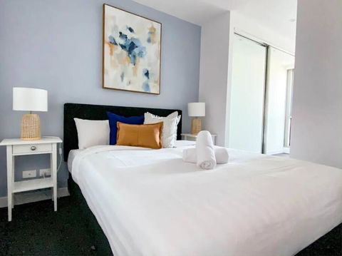 MA4004-1 BR, Lvl 40 Stylish Marco High Rise Home - Tourism Search 1