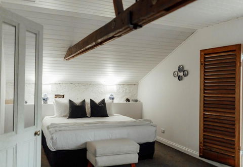 MARYBANK ESTATE - BARN LOFT - Tourism Search 1