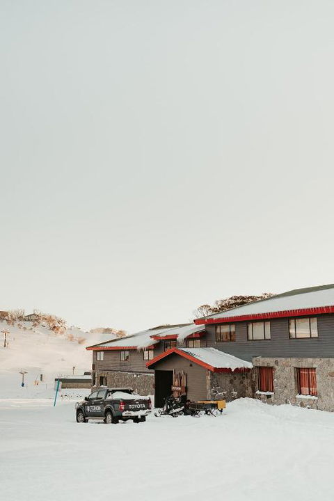 Matterhorn Lodge - Tourism Search 1
