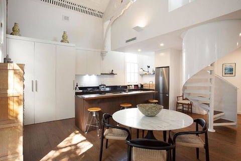 Mezzanine Magic, Bondi Junction - Tourism Search 3
