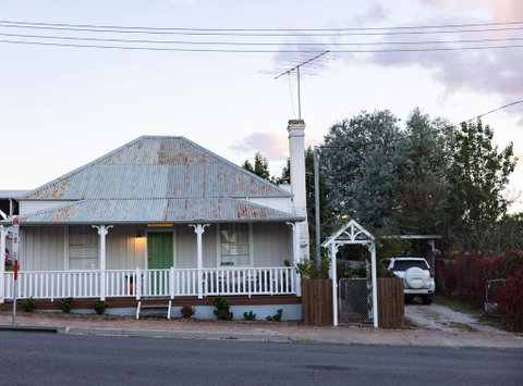 Mill Cottage - Tourism Search 0