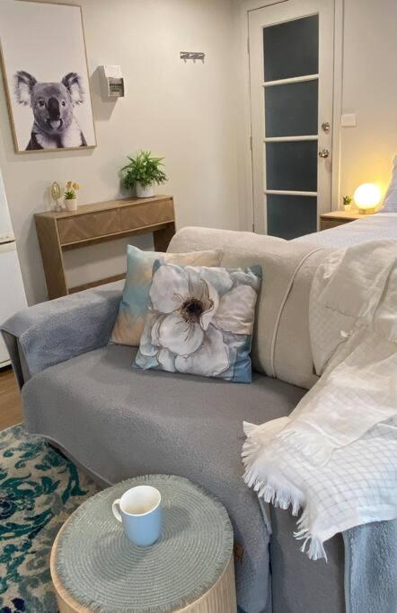 MEPLE, Tiny Home, Pets, Walk2Food, WiFi, Bfast, - Tourism Search 2
