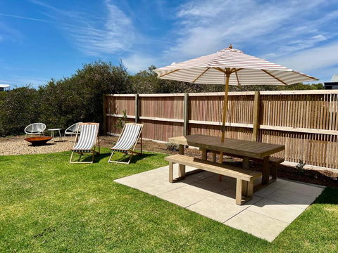 NEW Magpie Sands - 3 Bedroom Home - Downstairs Only, 1 Min Walk To Aldinga Beach - Tourism Search 3