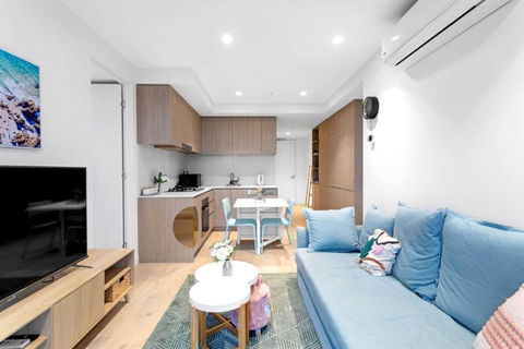 NEW Skyline View Luxury Apt Homey Heart Of ADL - Tourism Search 1