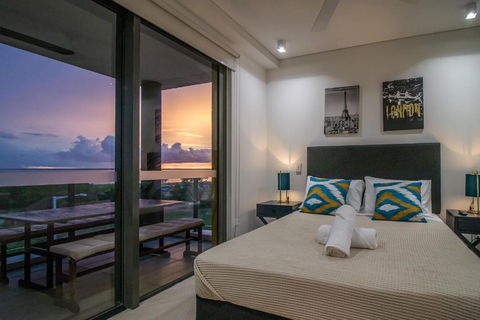 NEW - ZEN AT THE WATERFRONT - Luxury Waterfront Holiday Home For Families & Friends - Tourism Search 0