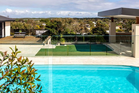OASIS ON SUNSET - Tranquility Close To The Ocean - Tourism Search 0