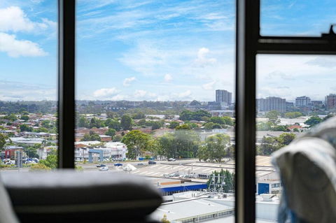 Olympic Park Stylish Apt With Gym Pool Good View - Tourism Search 1