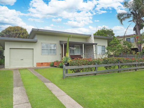 ONDINE, 4 Belmore Street - Tourism Search 0