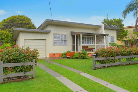 ONDINE, 4 Belmore Street - Tourism Search 3