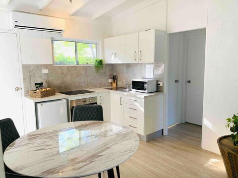 PA1,Great Holiday In Sunshine Beach With Your Pets - Tourism Search 2