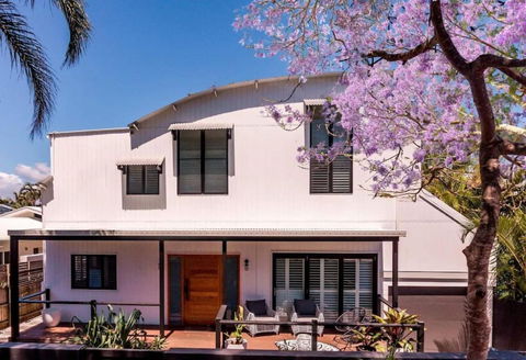 PACIFIC Stunning Coastal Home The Perfect Family Getaway - Tourism Search 0