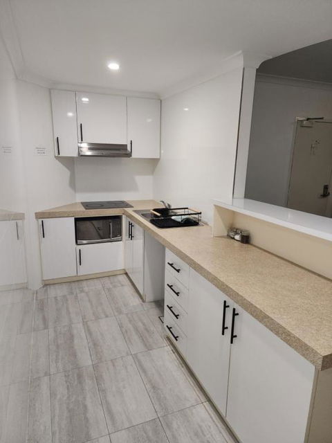 PERTH CBD APARTMENTS - Tourism Search 3