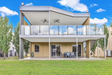 Perricoota Waters - Echuca Holiday Homes - Tourism Search 1