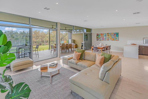 Perricoota Waters - Echuca Holiday Homes - Tourism Search 3