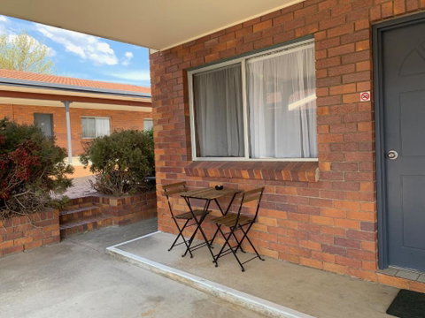 Peter Allen Motor Inn - Tourism Search 3